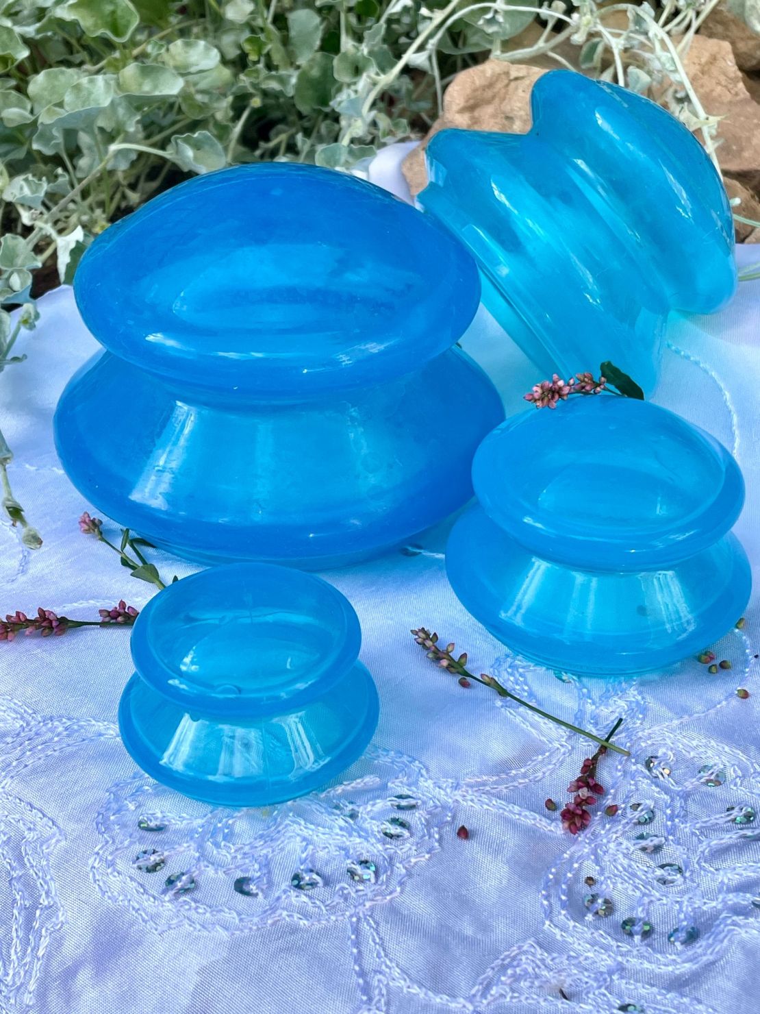 Blue silicone cups for dynamic cupping